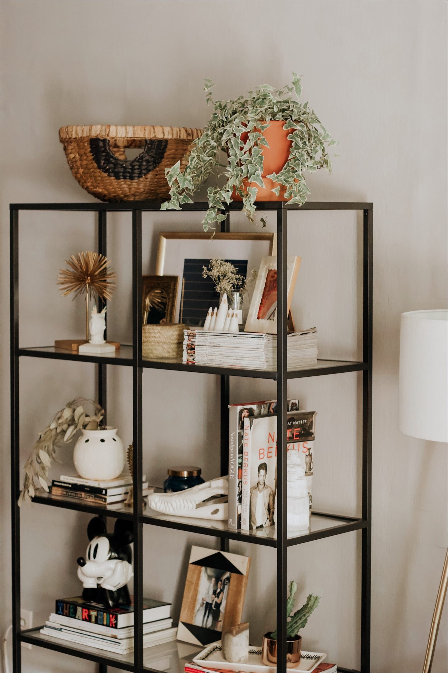 shelf decorations